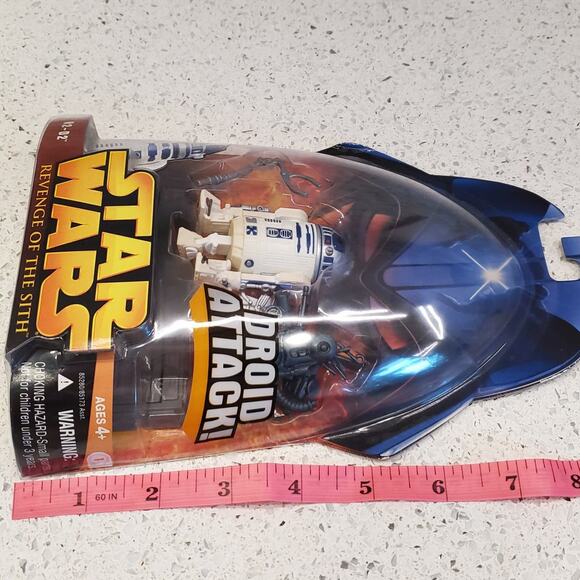 STAR WARS Revenge of the Sith R2-D2 Droid Attack 2005 NEW ROTS - Picture 11 of 12